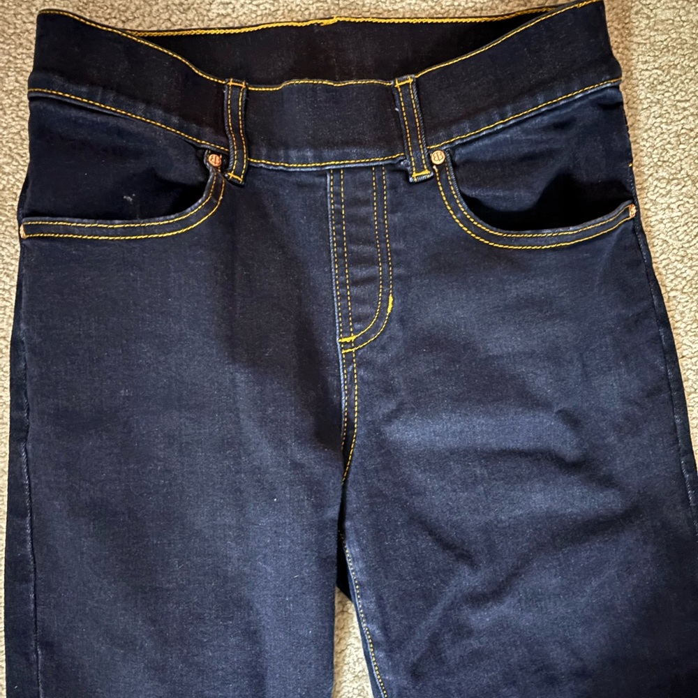 Betabrand High Rise Blue Jeans Classic Style